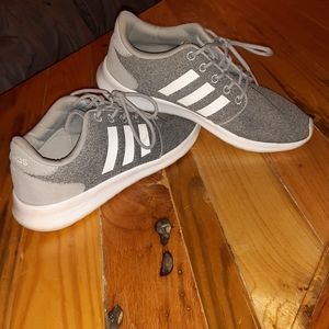 Adidas Cloudfoam sneakers